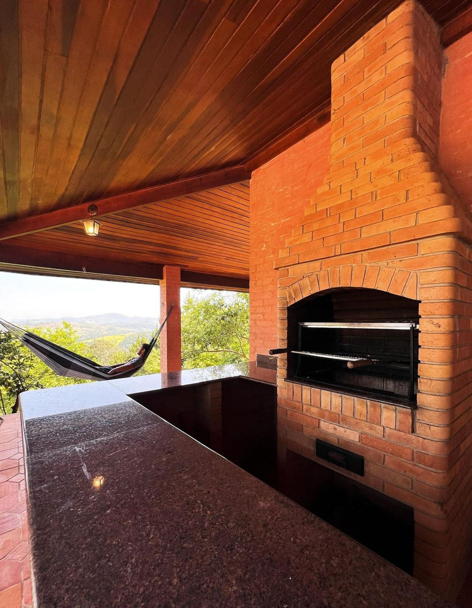 Casa De Campo Araxa Na Montanha Com Piscina Piracaia Eksteriør bilde